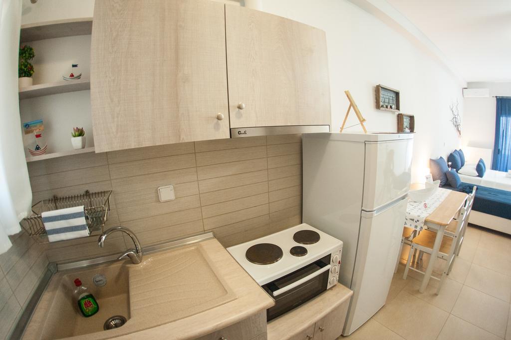 Thermaikos Studios & Apartments Peraía 외부 사진